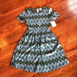 NWT LuLaRoe Amelia Dress with Pockets!
